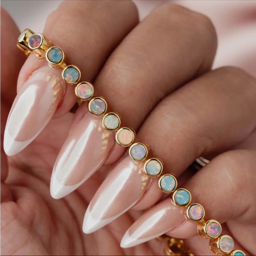 La Kaiser pastel Opal ombré tennis bracelet